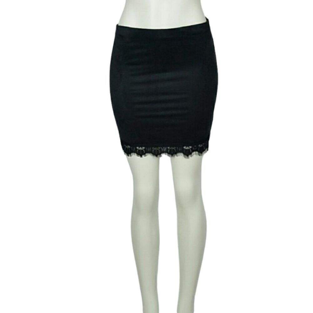 ‎Women's Suede Mini Skirt Color Black Elastic Waist By Ambiance